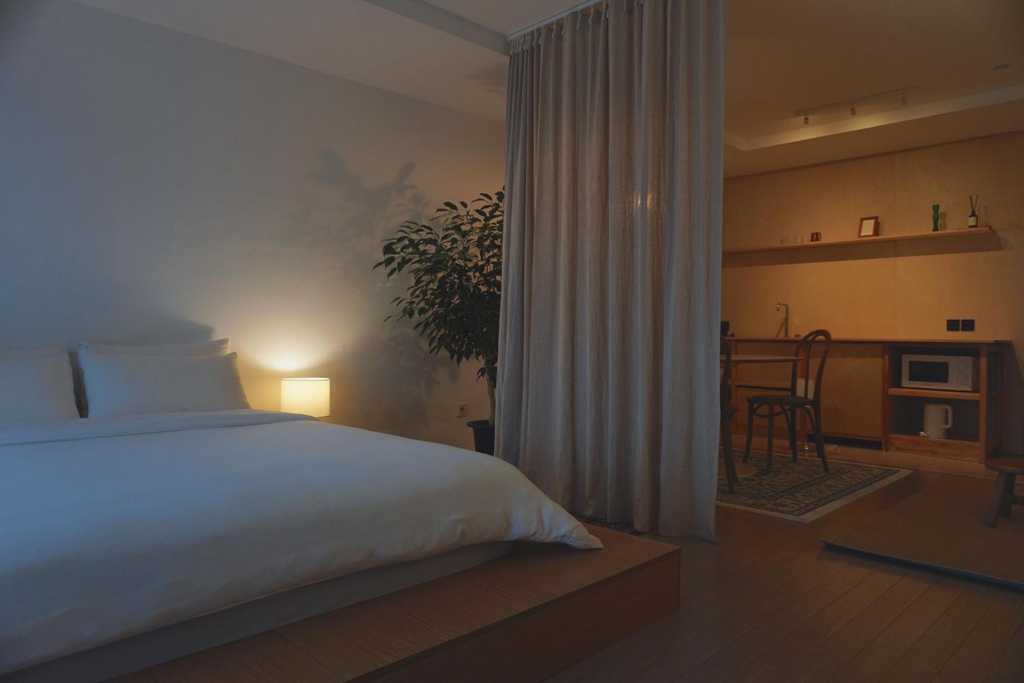 At Corner Resort & Garden Czedżu Zewnętrze zdjęcie
